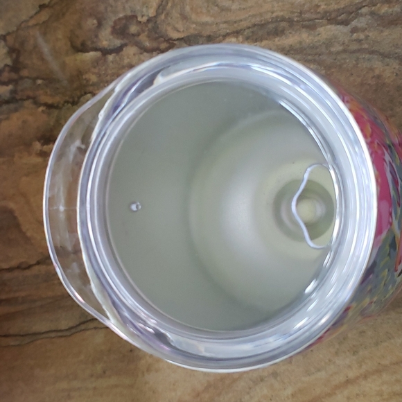 Set of 6 Lily Pulitzer Cups with Lids - Picture 3 of 5